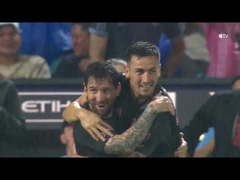 Messi Beats Them All! Incredible Solo Goal!