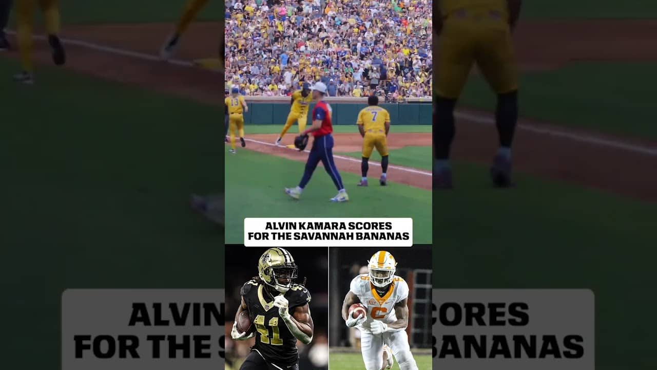 Got the pinch-run in at Neyland Stadium 🍊 (via Savannah Bananas/X)