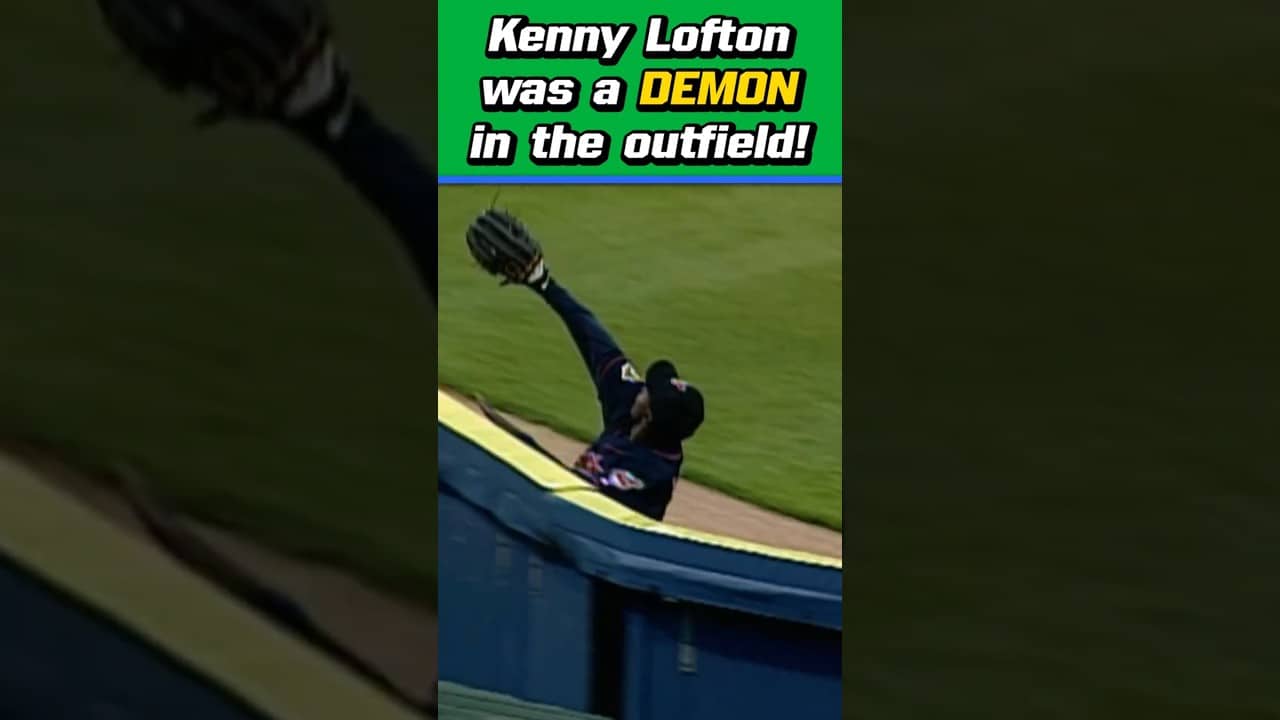Kenny Lofton robbed an INSANE amount of HRs!