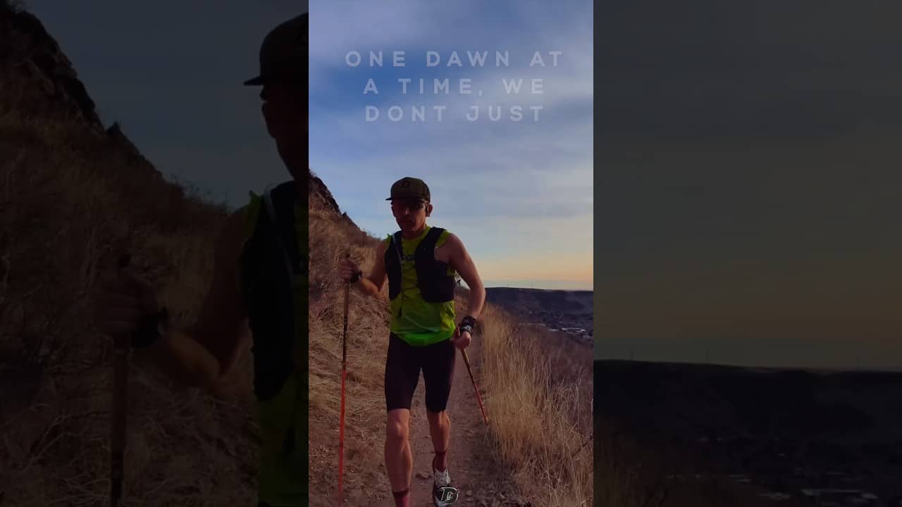 Runners Chasing the Light. #dgrstrong #demoor #runners