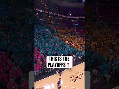 Spurs fans showing out for the playoffs!