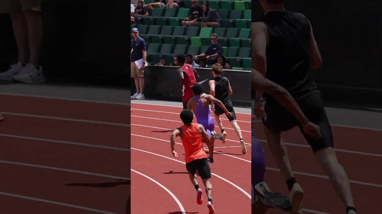 Just another day at the office for Quincy Wilson. He ran 45.28 in the U20 men’s 400m prelim 😮‍💨