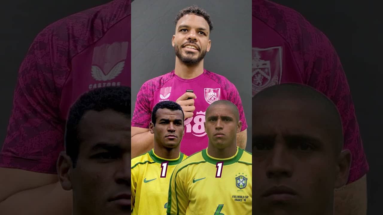 The battle of the legendary Brazilian full-back 💪 Who've you got, Cafu or Roberto Carlos? 🇧🇷