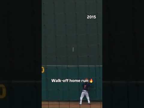 He hit a bomb ‼️ #ncstate #accbaseball #collegebaseball