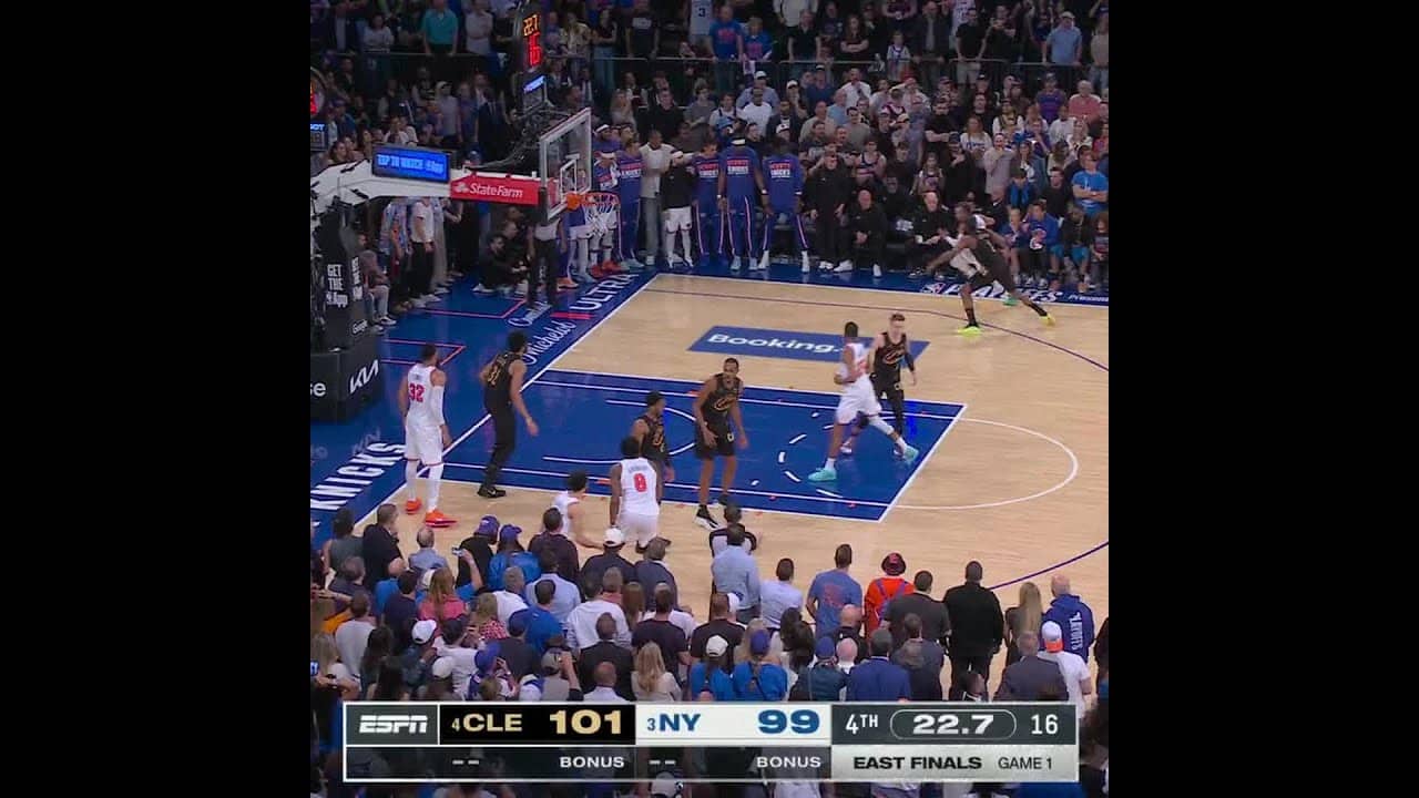 KNICKS COME BACK FROM 22-PT DEFICIT TO FORCE OVERTIME VS. CAVALIERS