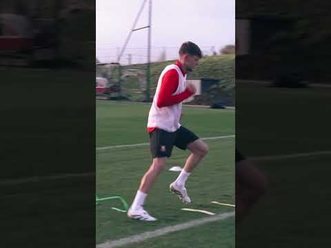 👋 Sebastian Szymański 🇵🇱 First training at home 🌱 #shorts #srfc #staderennais  #ligue1