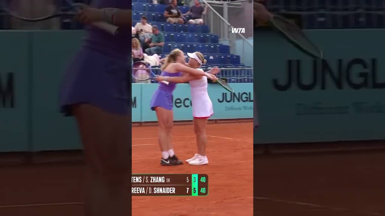 Besties back on court! ❤️ #WTA #DianaShnaider #MirraAndreeva #MMOpen #Tennis