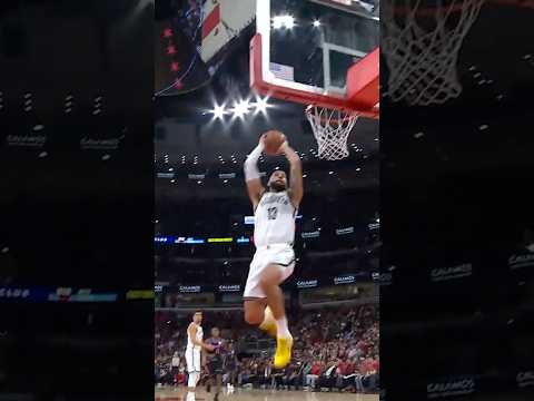 Tyrese Martin showin' off the VERT! 🆙🔥 #nba #dunk #basketball