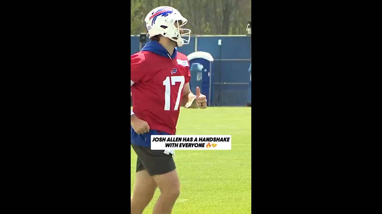 Josh Allen handshakes are BACK 😎