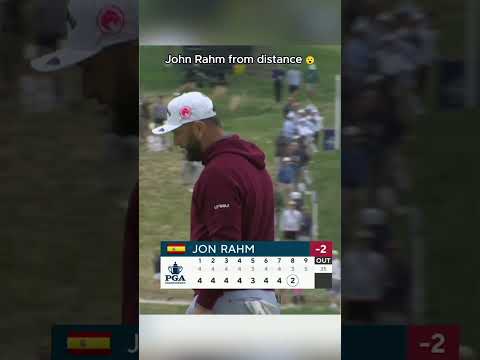 This putt from 26 feet 👀