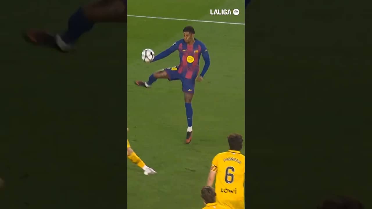 Rashy with the goal of the month in LaLiga 🤩 #shorts #fcbarcelona #rashford