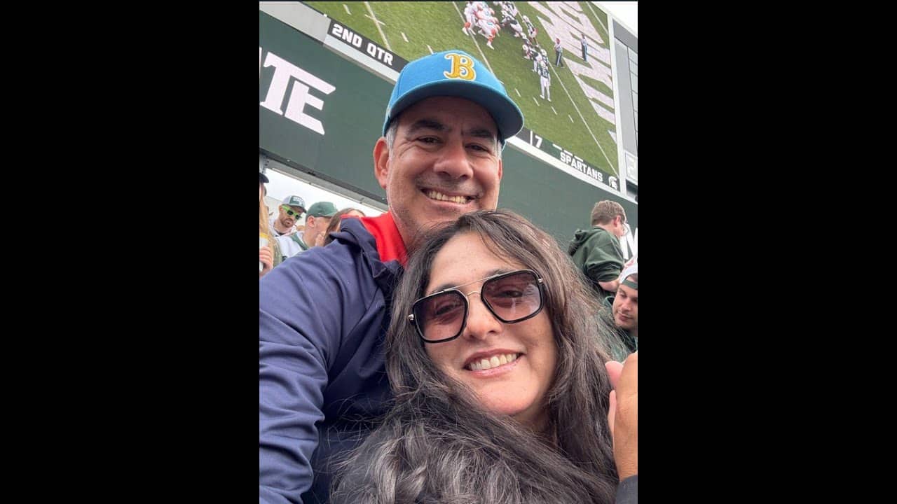 What's Bruin Show - #uclafootball Mauls Sparty!