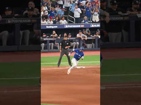 Nathan Lukes brings home two runs with this double 🔥