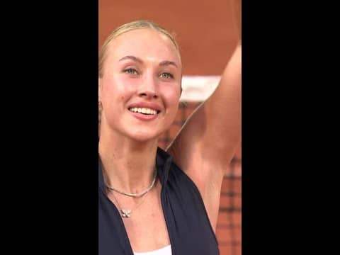 Potapova moves on and upsets Gauff 🤯 🤯   #shorts