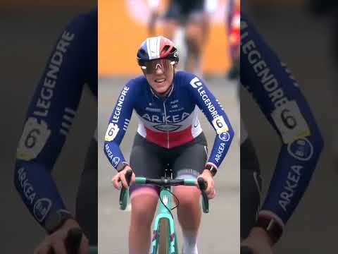 A big win for Amandine Fouquenet 😮‍💨 The Frenchwoman claims her first win in Superprestige series.