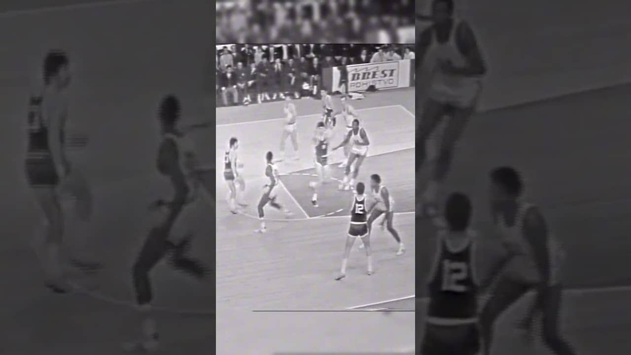 The game looked completely different in 1970 👀 #FIBAWC
