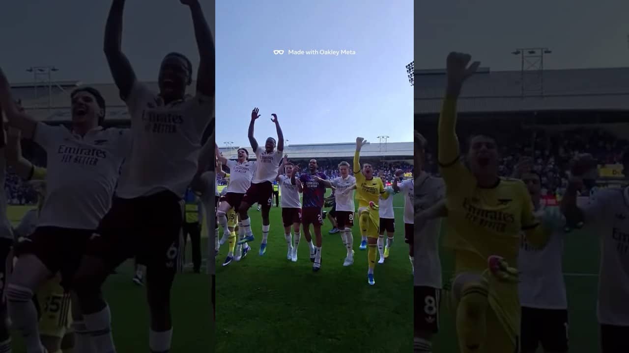 A CHAMPIONS CHEER 🤩⁣