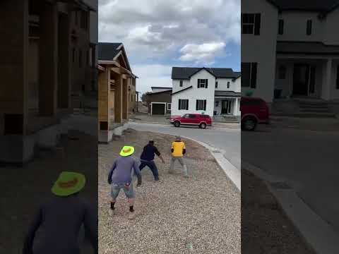 This is amazing 😂 (via @piscuyito23/TT)