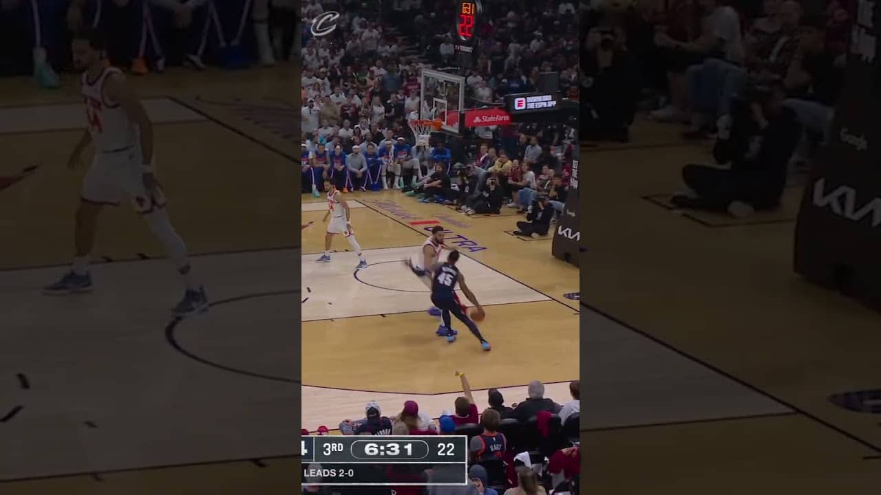 Strus steal into the Spida Special! #LetEmKnow #Cavs #MaxStrus #DonovanMitchell #NBA #Shorts