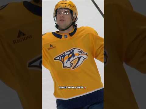 Vange through traffic 🚦 #nhl #predsnhl #nhlhighlights
