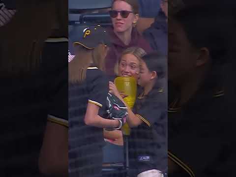 Sisterhood is nice and all but hands off my foul ball ❤️