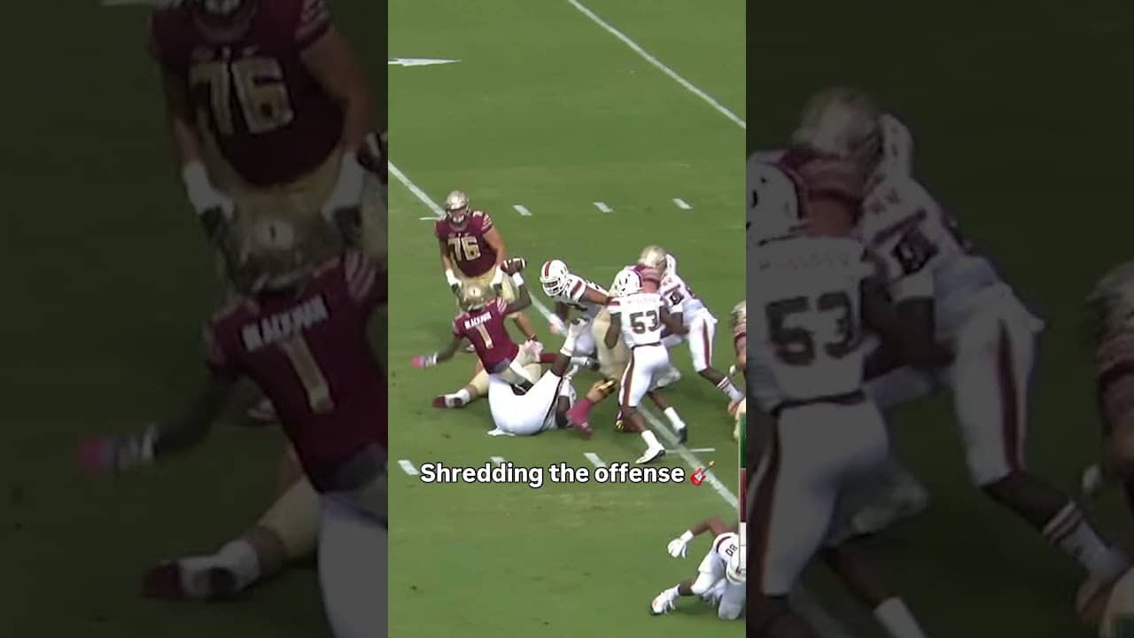 This is the perfect celebration 😂 #miamihurricanes #accfootball #collegefootball