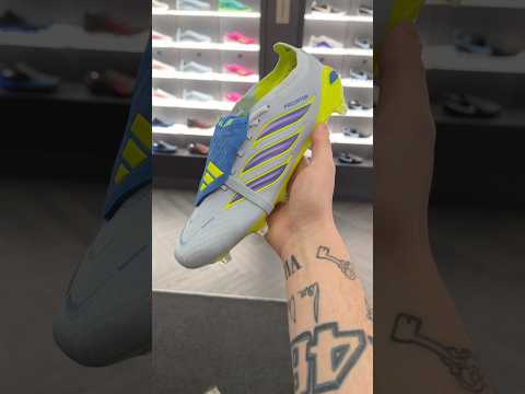 This new Predator colourway 🔥 #adidaspredator #adidas #footballboots #footballer #footballshorts