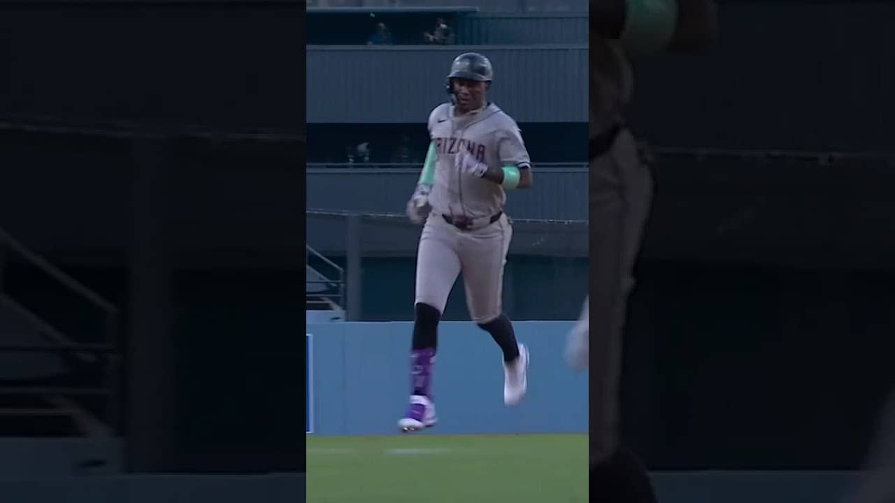 Geraldo Perdomo is already doing damage. #mlb #baseball