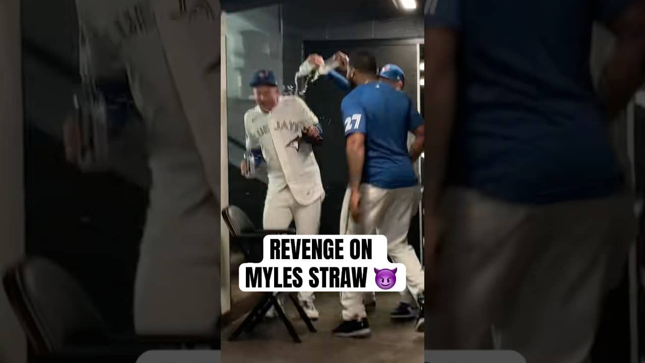 Myles Straw went from the hunter to the hunted 😏💦🤣😈 #MLB #Toronto #BlueJays
