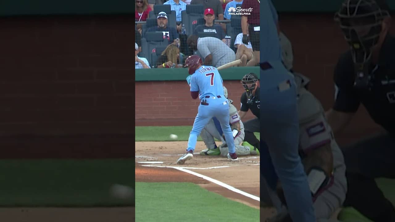 Trea Turner exits with a calf contusion after being hit 😳