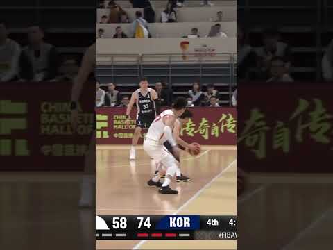 Hyunjung Lee auditioning to be the next Splash Bro 💦🇰🇷 #FIBAWC