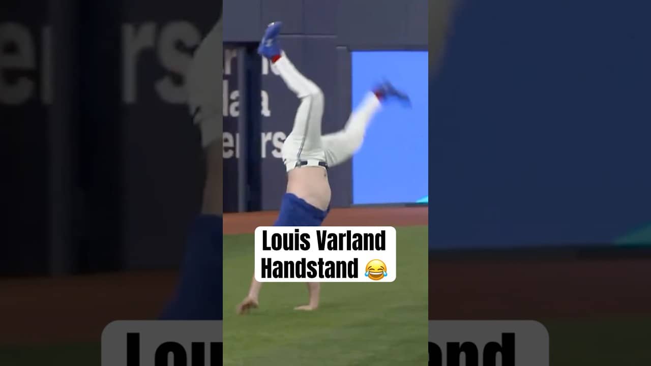 No deductions from us 👏😆 #MLB #BlueJays