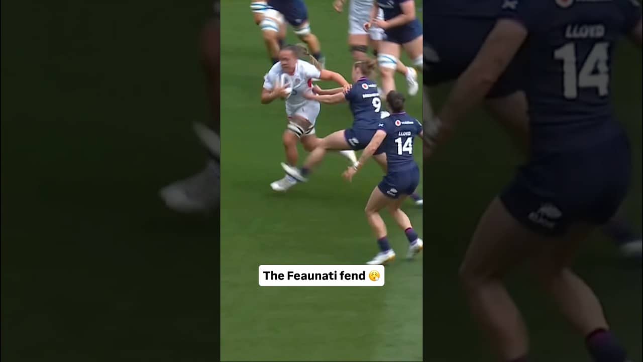 A thing of beauty from Maddie Feaunati and Ellie Kildunne 🔥 | #redroses #englandrugby