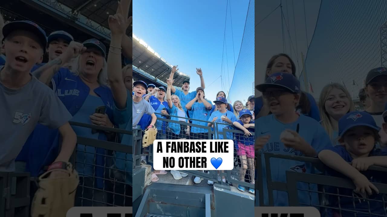 The BEST fans in baseball 💙 We SEA you Blue Jays fans 👏 #MLB #Toronto #BlueJays #Seattle