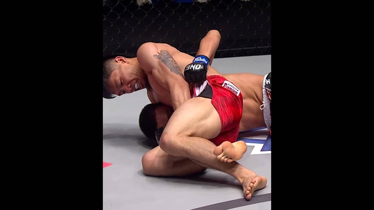 "Thunder Kid" STRIKES ⚡ Can Lito Adiwang submit Eko Roni Saputra at ONE Fight Night 43?