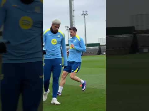 Lewy CAM 🎥👀 #short #fcbarcelona #shortvideo