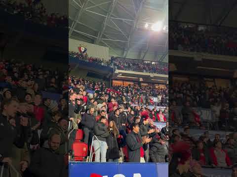 El Sadar celebra el gol de Ante Budimir para hacer el 1-0 en el #OsasunaAlavés