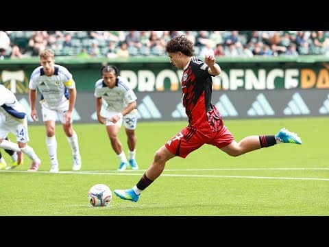 PK GOAL | Noah Santos converts his penalty for T2 against North Texas