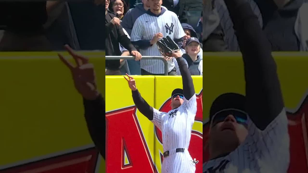 Aaron Judge takes extra bases away from his former college teammate Taylor Ward! 😯