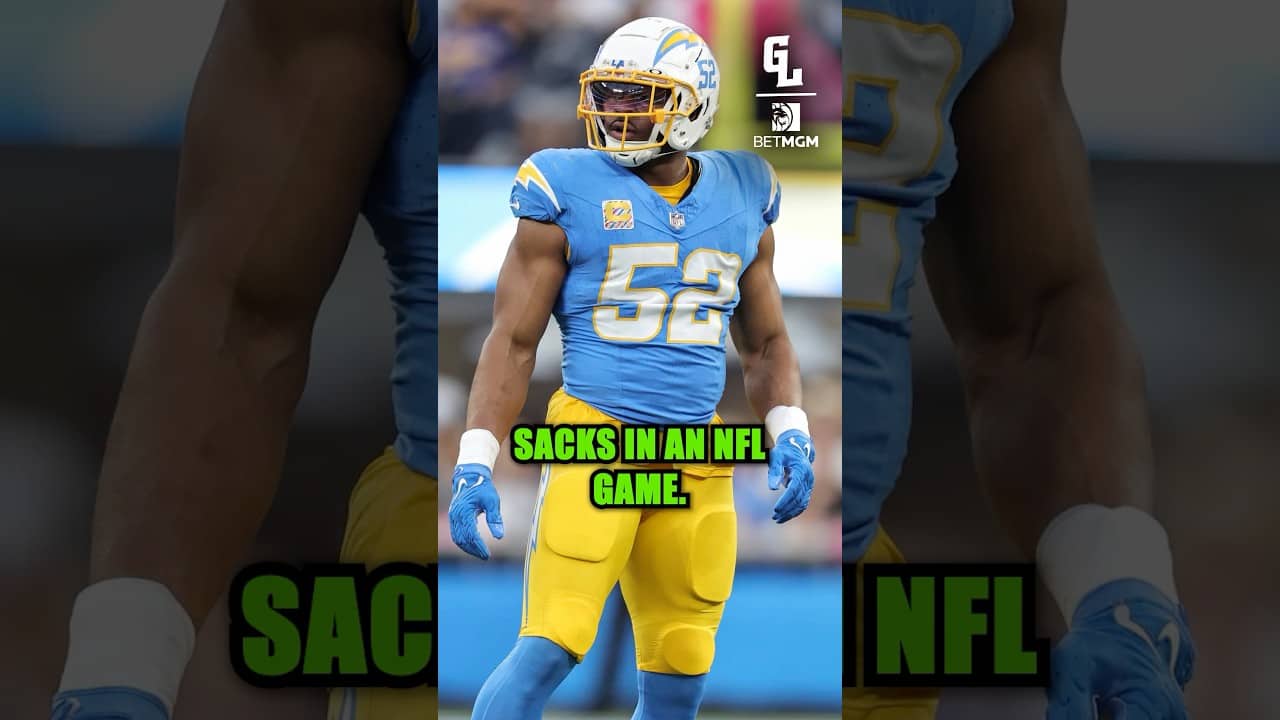 Some guys get eased into the NFL… others watch Khalil Mack put up six sacks in a single game 😂