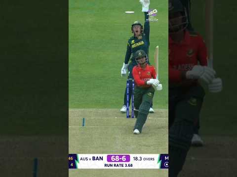Sophie Molineux outfoxes Nigar Sultana 💪 #T20WorldCup