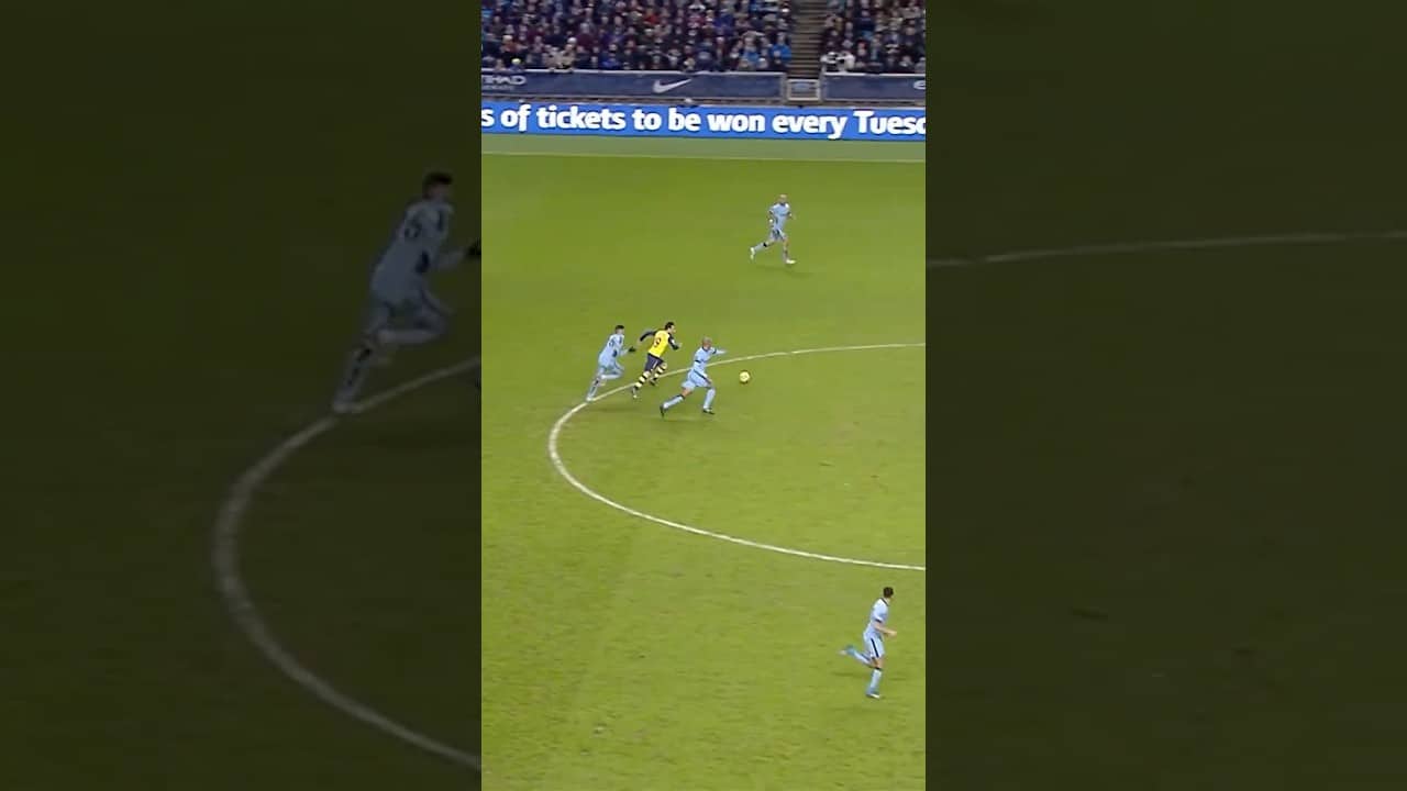 SANTI CAZORLA: THE LITTLE MAGICIAN!