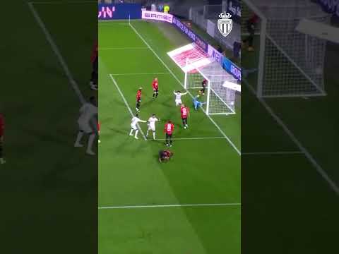 Le dernier match au Roazhon Park s'était très bien passé 💪 #asmonaco #ligue1 #staderennaisfc