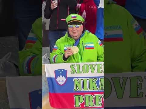 We spotted a Team Slovenia fan looking golden in the stands!