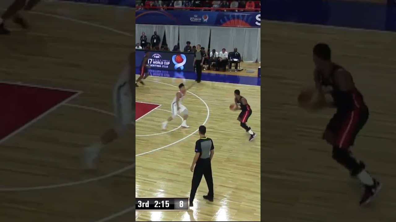 That move should be illegal 🚫🤯 #FIBAU17