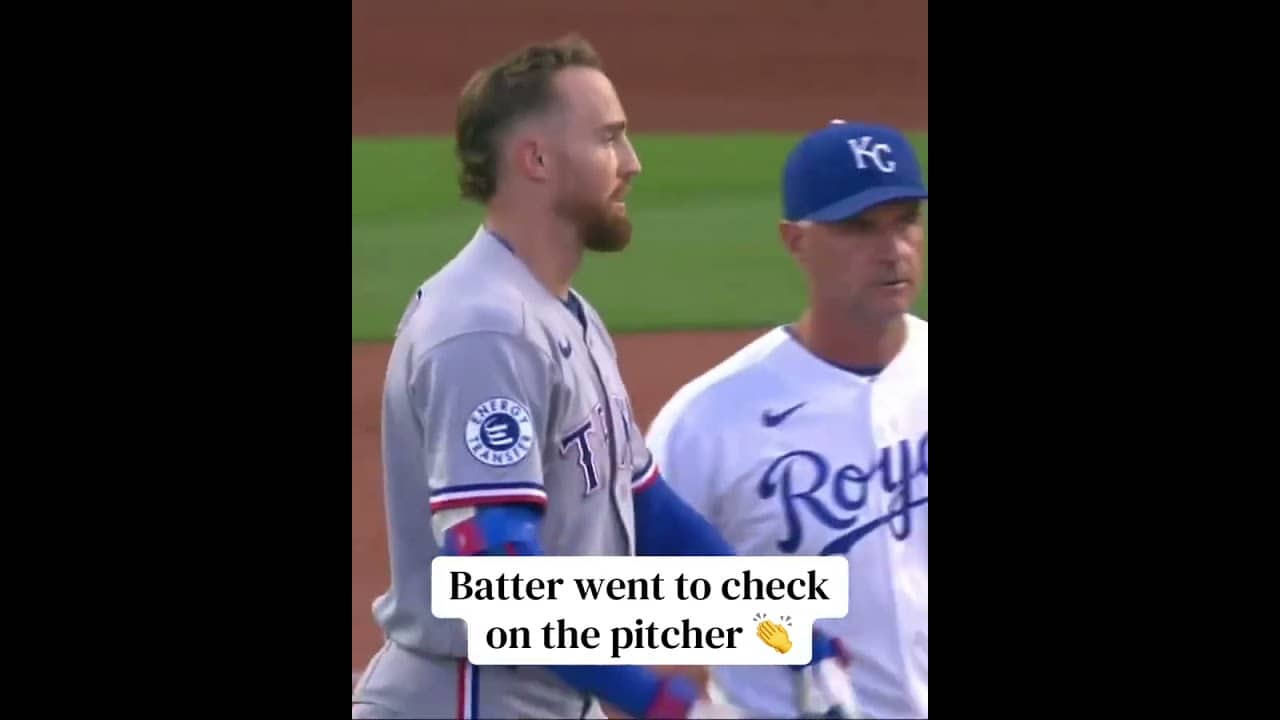 Brandon Nimmo went to see if Seth Lugo was okay after hitting a line drive at his head 👀