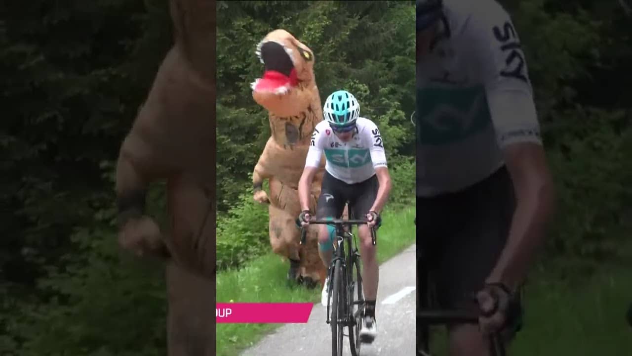 Chris Froome had to battle more than just the mountains on his way to victory at the Giro 😅🦖