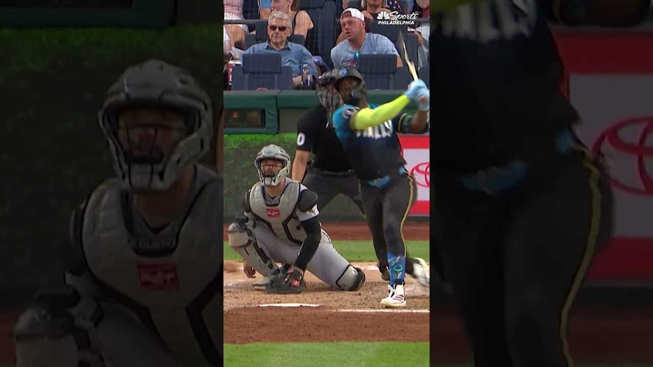 Adolis pimps another homer as he is HEATING UP