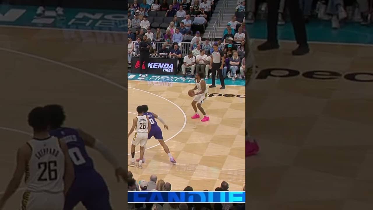 Obi Toppin for Three off of the Ball Movement 🏹