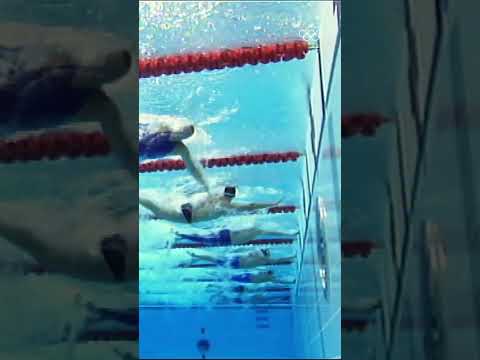 A shared gold at #Sydney2000! By two roommates! 🥇🥇 🇺🇸